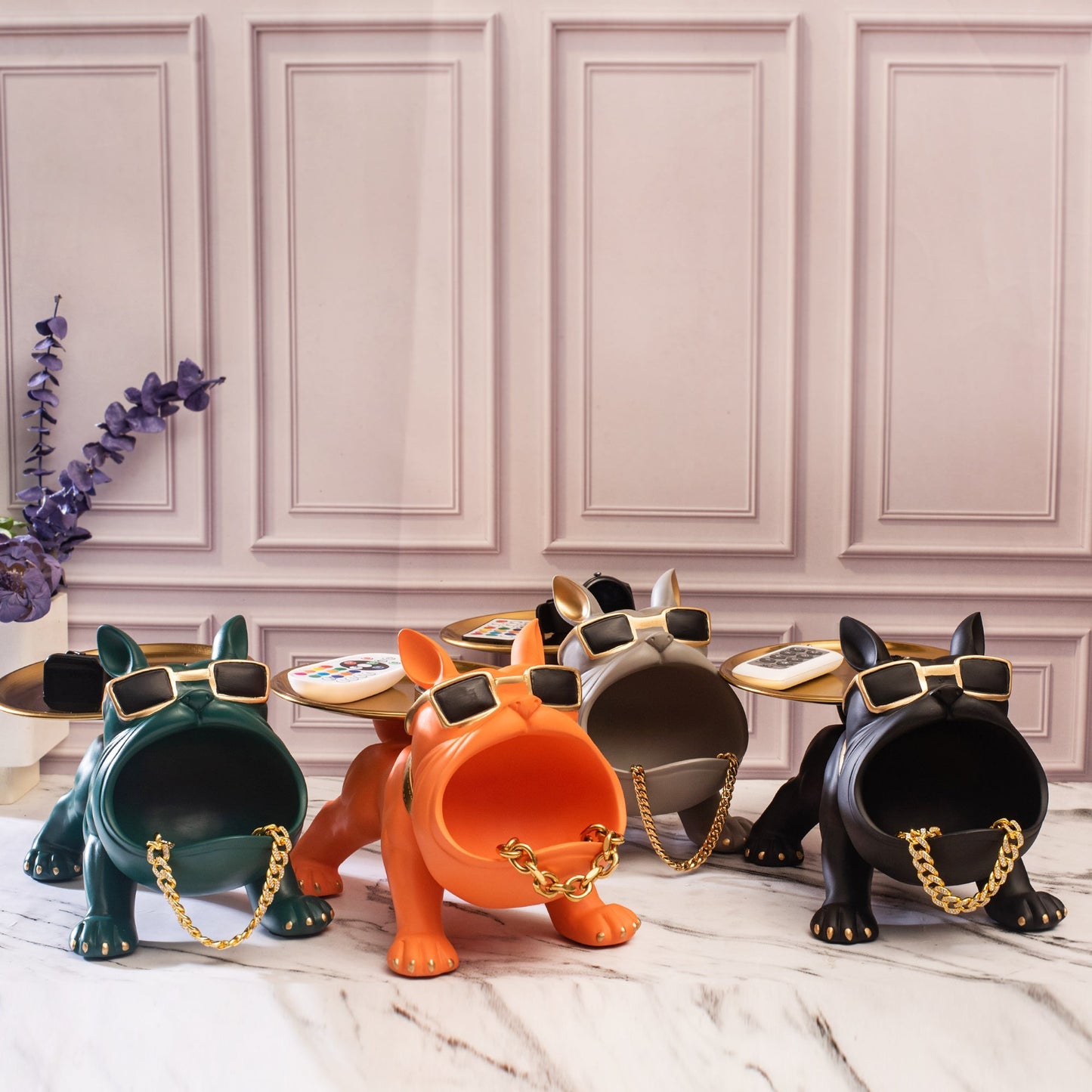 Dekoracija - daiktų padėkliukas - "Buldogas"