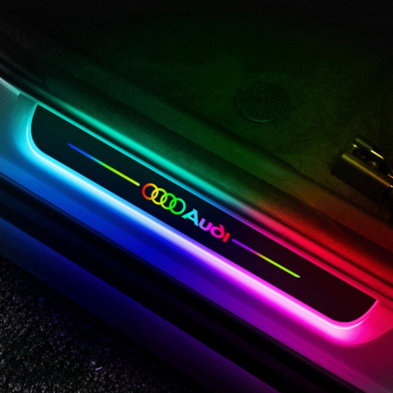 Šviečiančios automobilių durelių slenksčių juostos