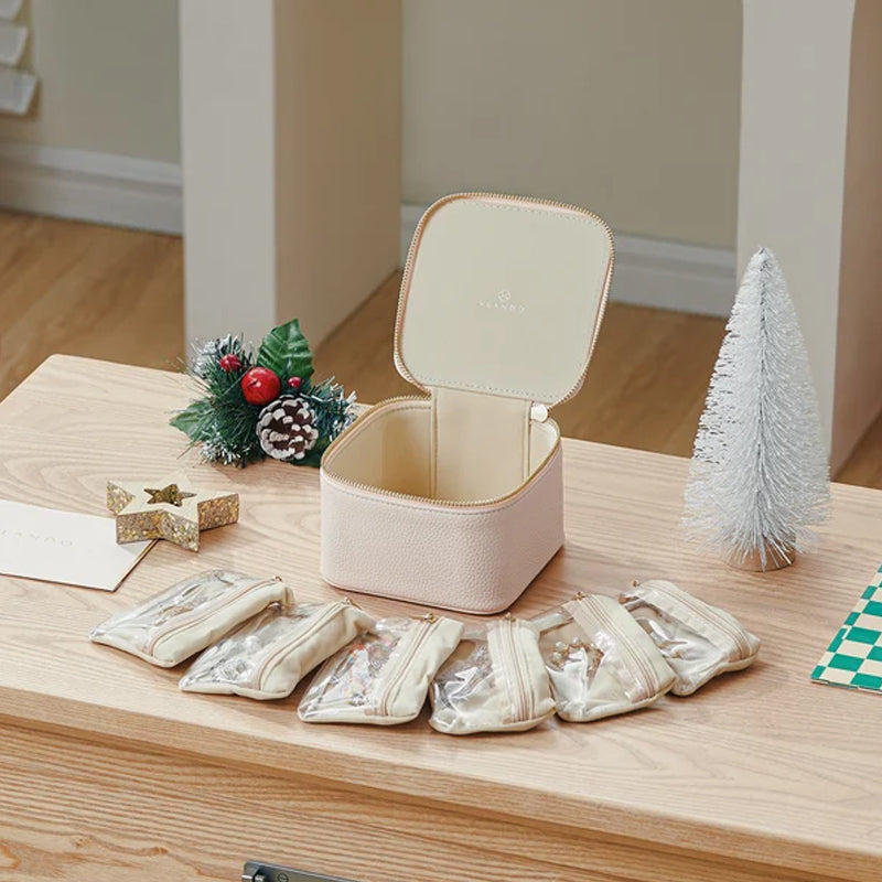 Kelioninė papuošalų dėžutė