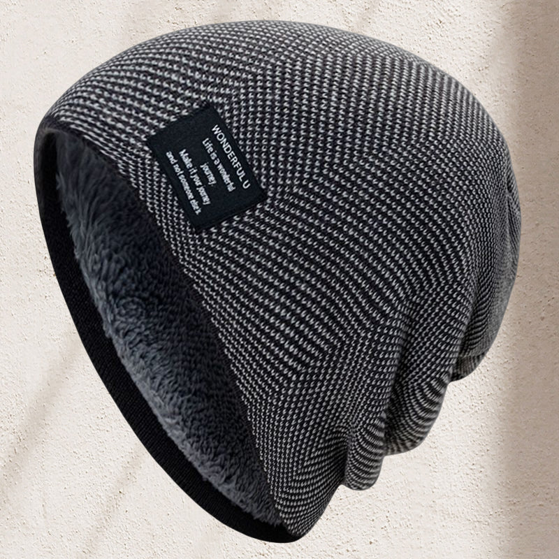 Žieminė megzta kepurė