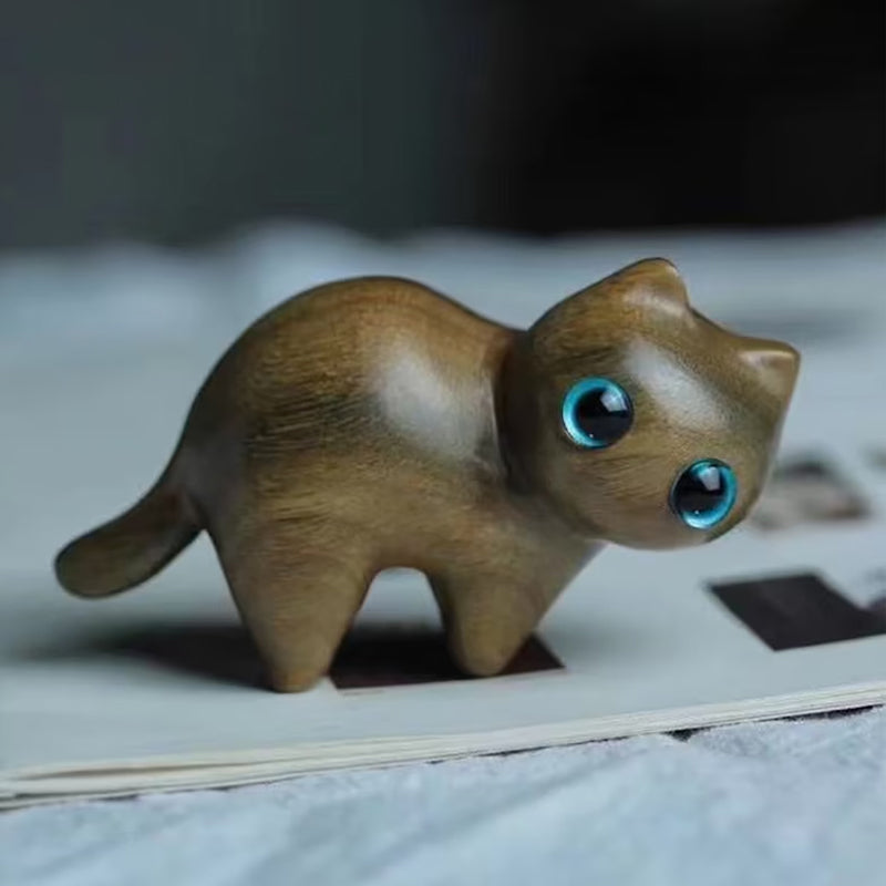 Rankų darbo statulėlė - "Kačiukas"