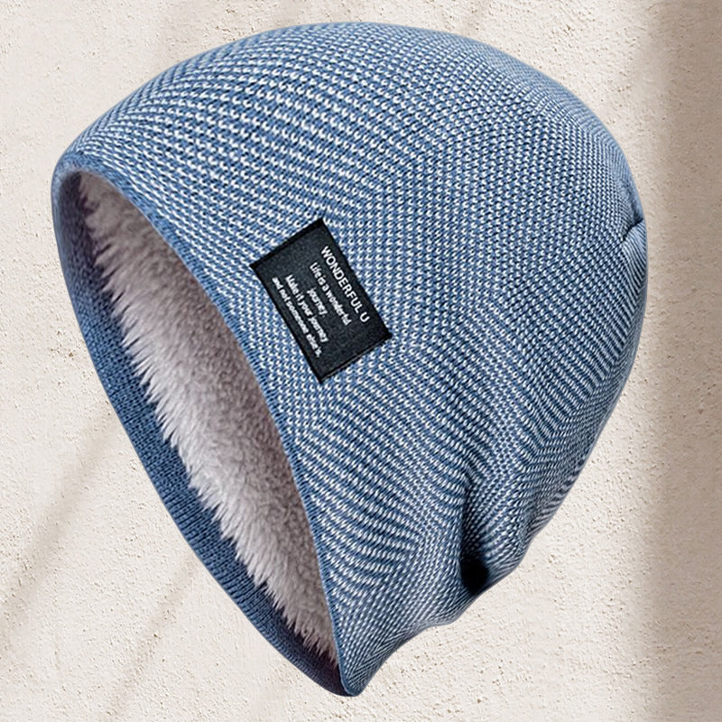 Žieminė megzta kepurė