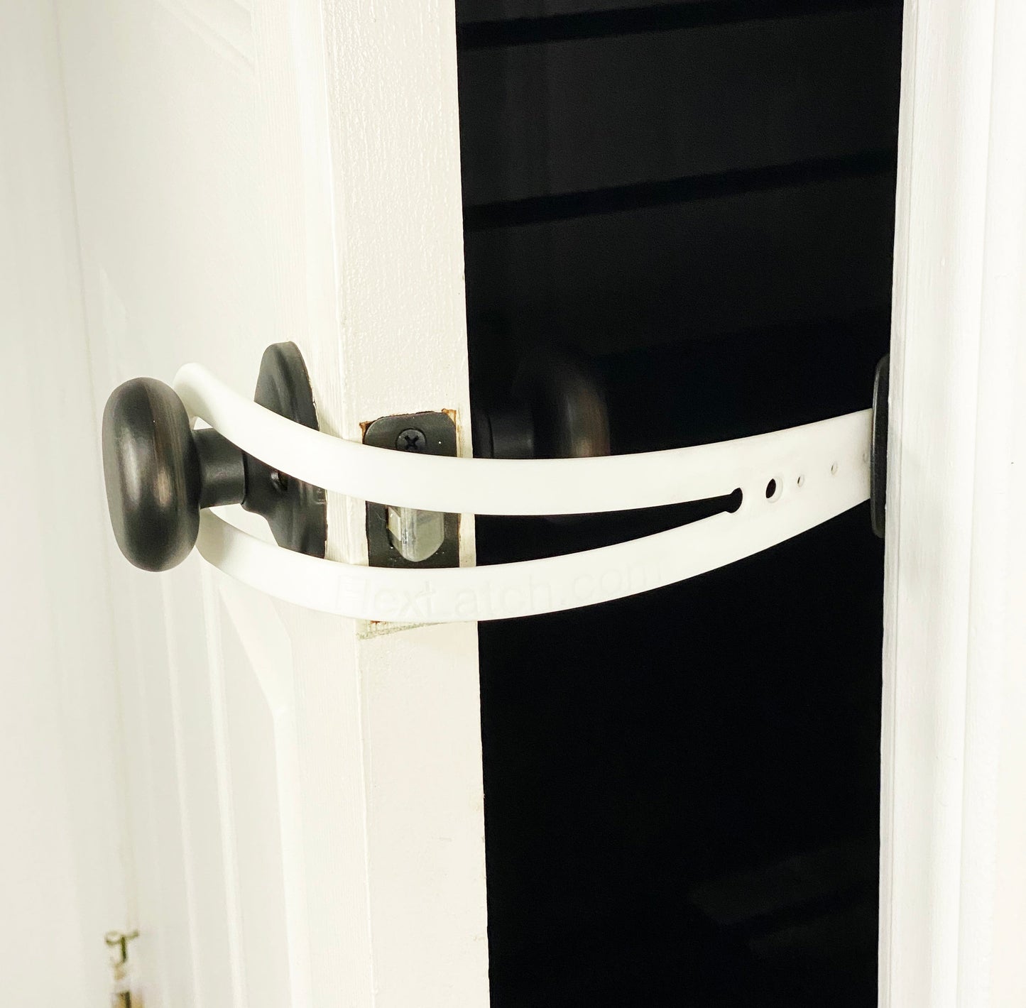 \FlexLatch™ durų laikiklis"