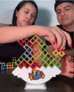 Tetris griūnantis bokštas: smagus žaidimas visai šeimai!