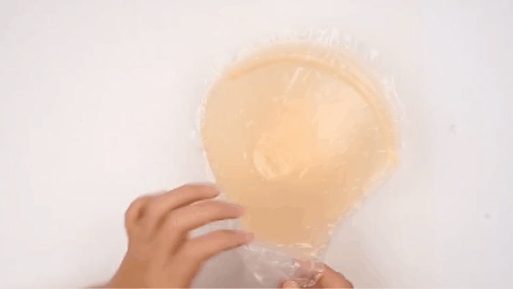 Silikoninė priklijuojama liemenėlė
