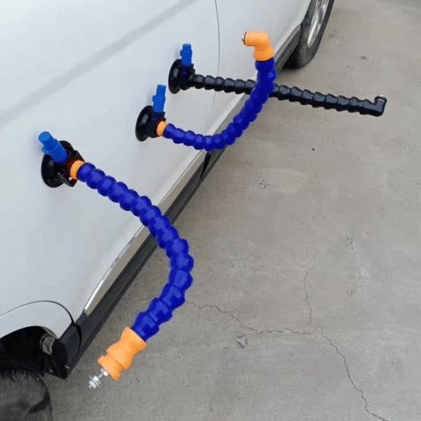 Automobilio kėbulo įlenkimų atstatymo įrankis