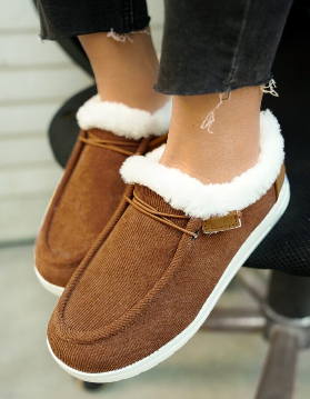 Šiltos moteriškos šlepetės