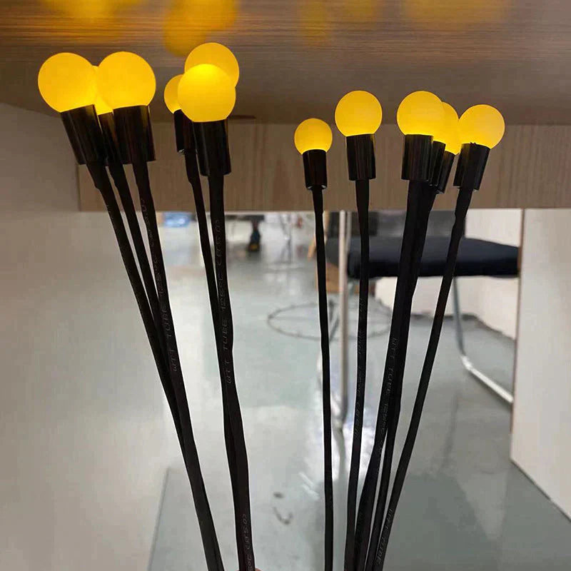 SparkleGlow™ - Saulės energija įkraunaumi LED lauko žibintai