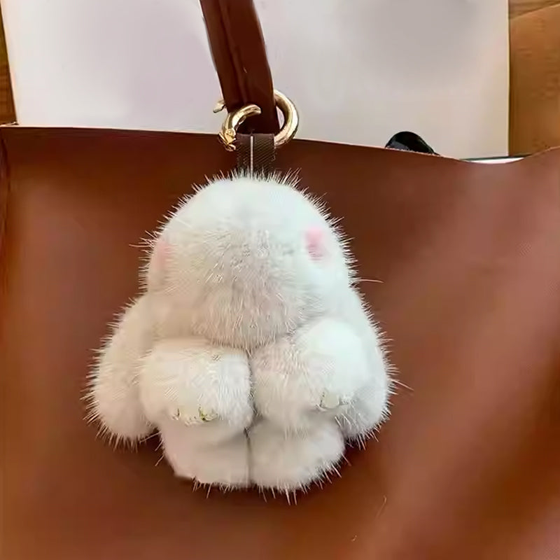 Rankų darbo raktų pakabukas - "Triušiukas"