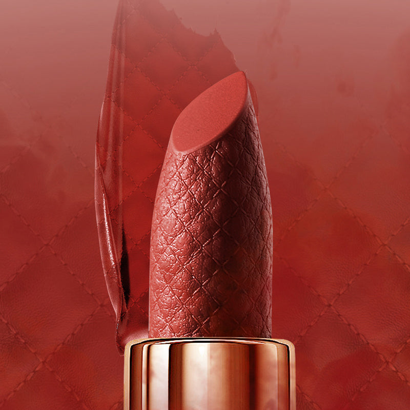 Aksominių lūpų dažų rankinė