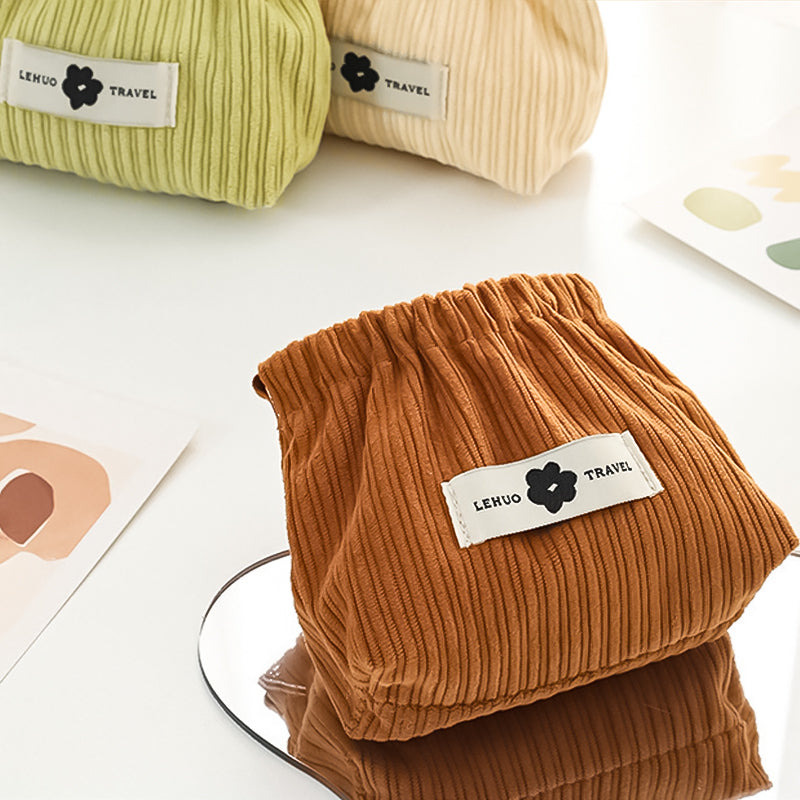 Mini velvetinės kosmetinės (2/4vnt.)