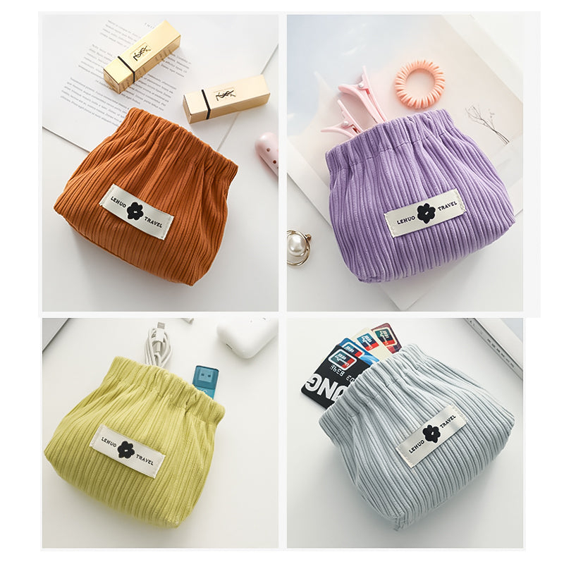 Mini velvetinės kosmetinės (2/4vnt.)