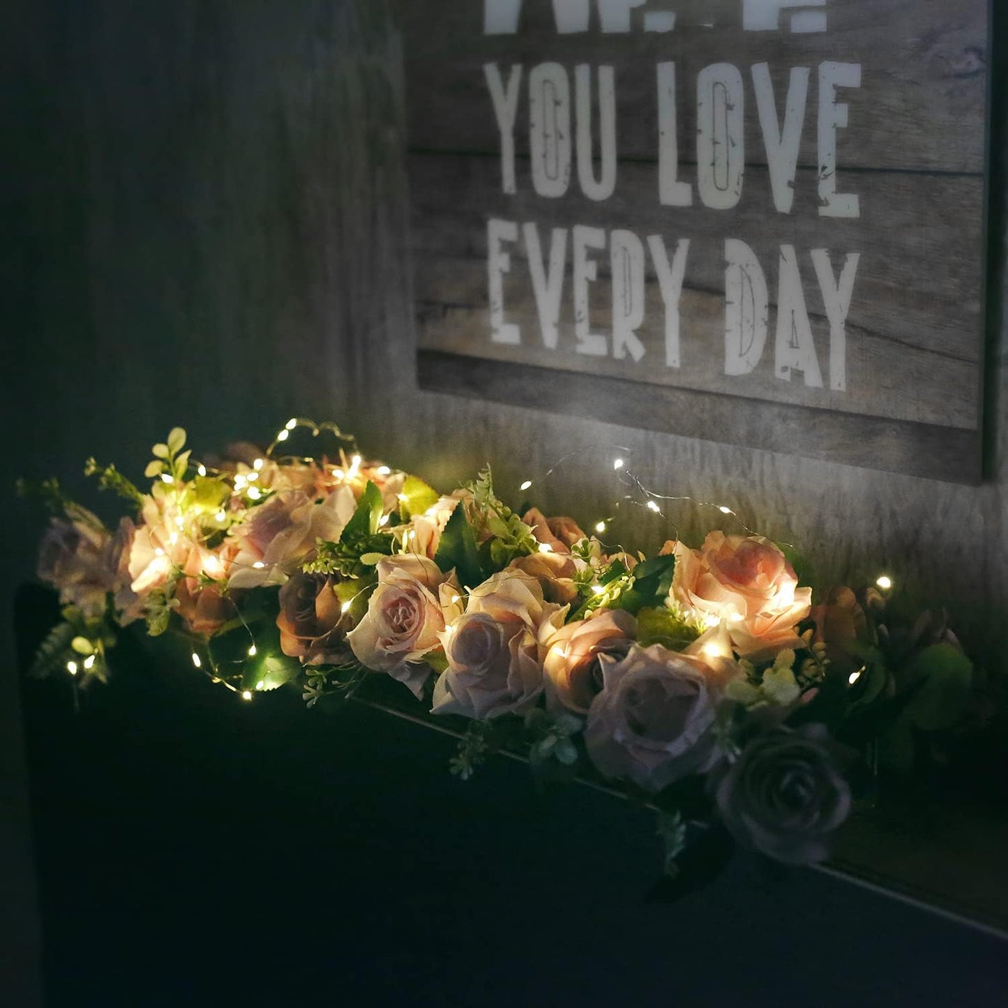 Skaidri vaza gėlių kompozicijoms