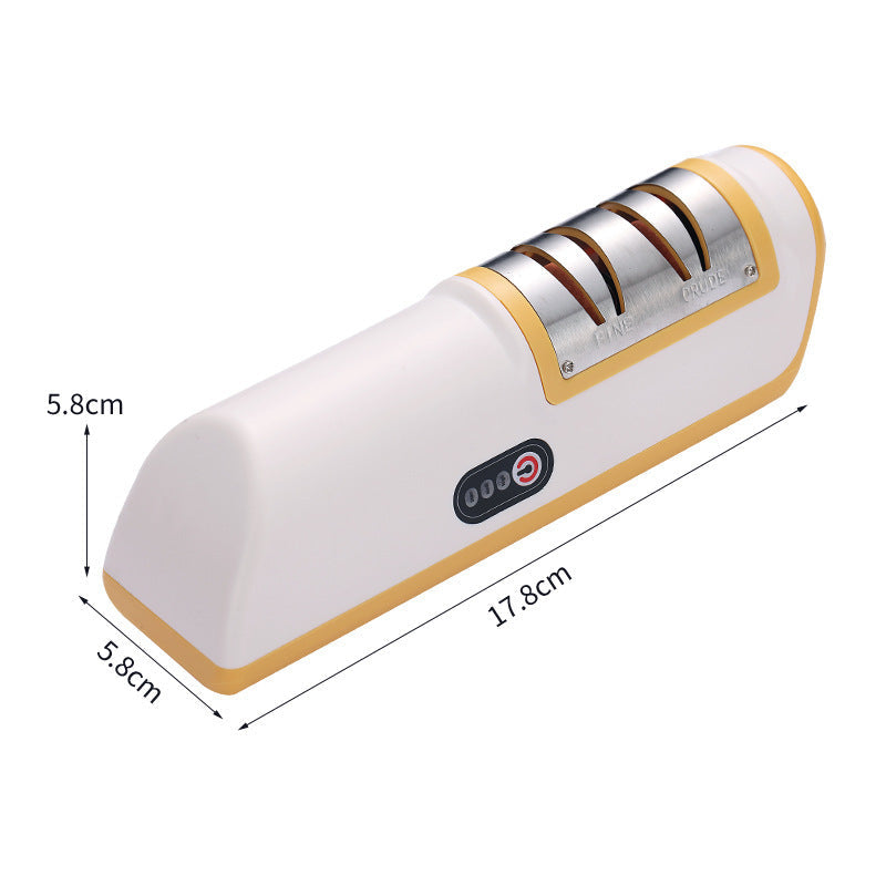 Balta, ovali forma su auksinėmis detalėmis, metalinėmis juostelėmis ir matinė tekstūra.
