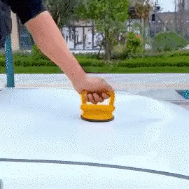 Automobilių įlenkimų tiesinimo įrankis