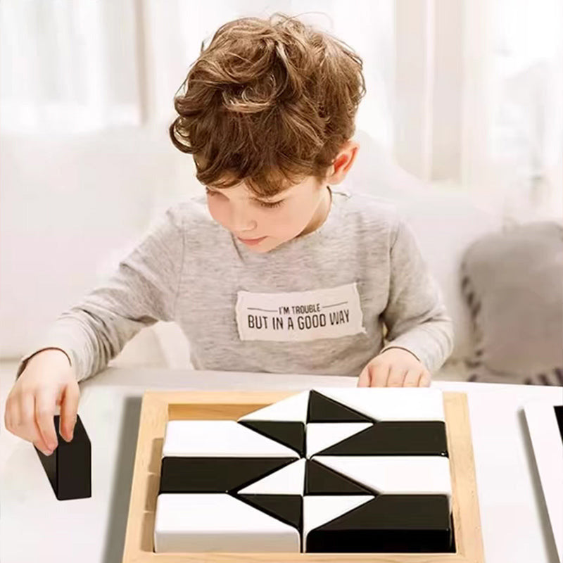 Medinių kaladėlių dėlionė