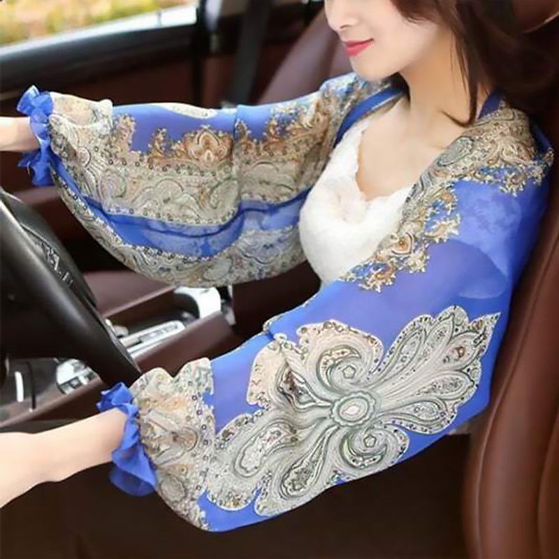 Skarelė su rankovėmis