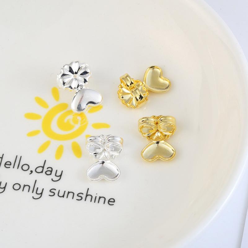 Specialus auskarus pakeliantis užsegimas