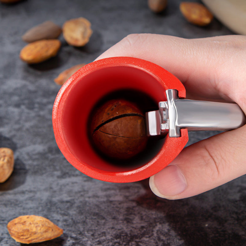 Riešutų gliaudyklė