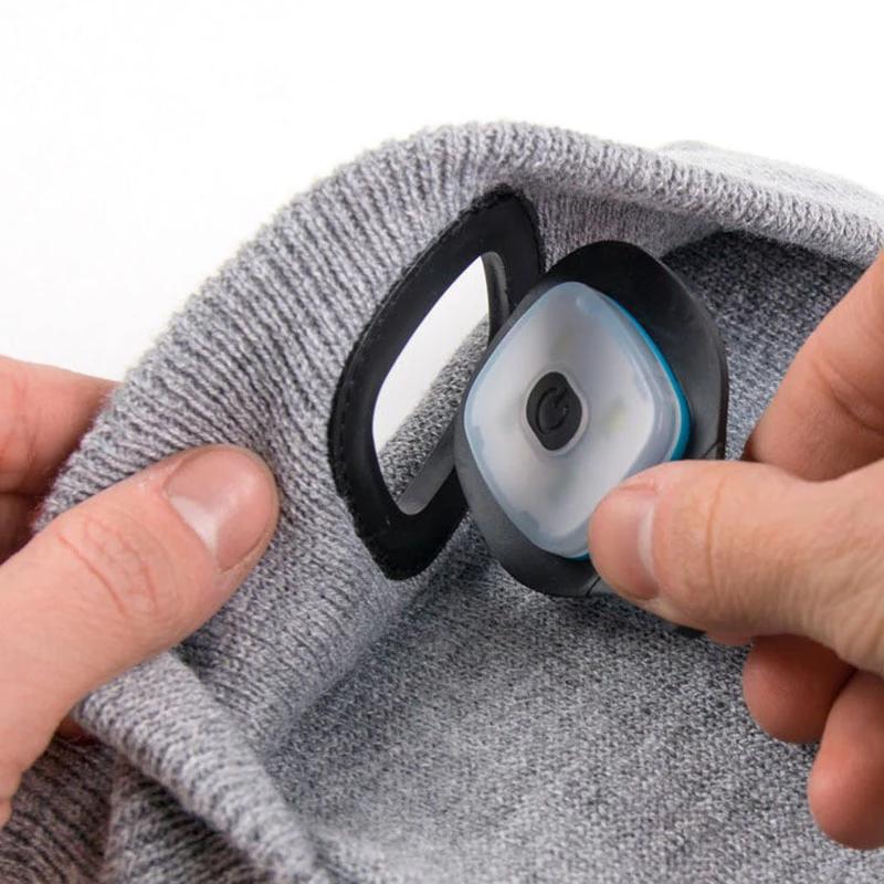 Kepurė su LED lempute