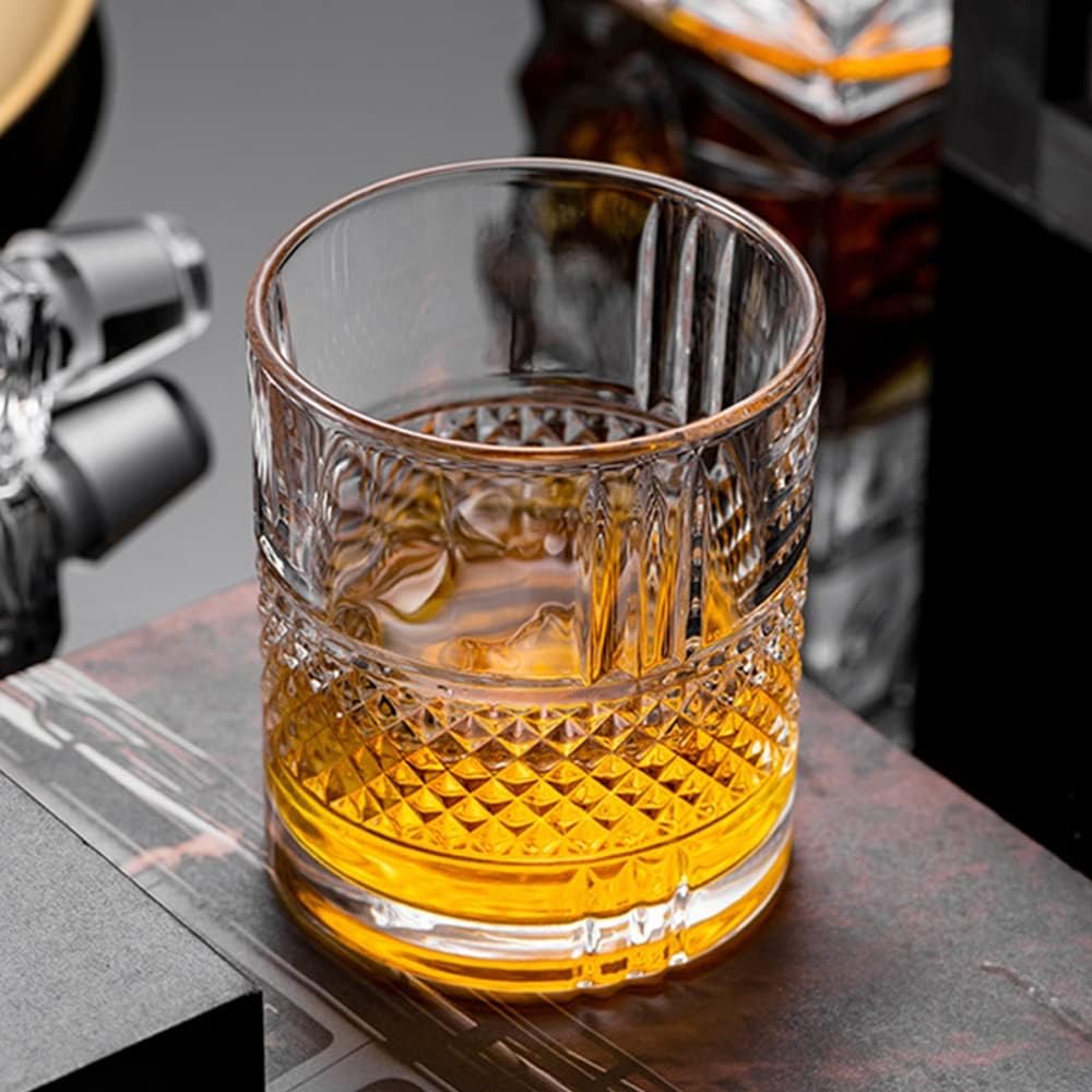 Prabangus viskio taurių rinkinys