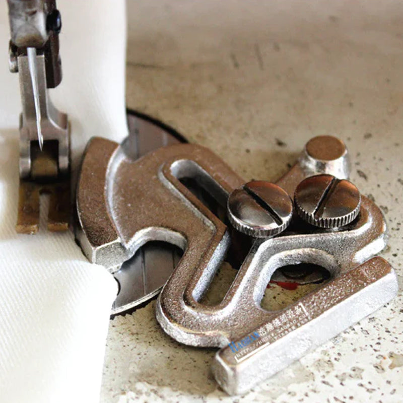 Metalinis siuvimo siūlių matuoklis