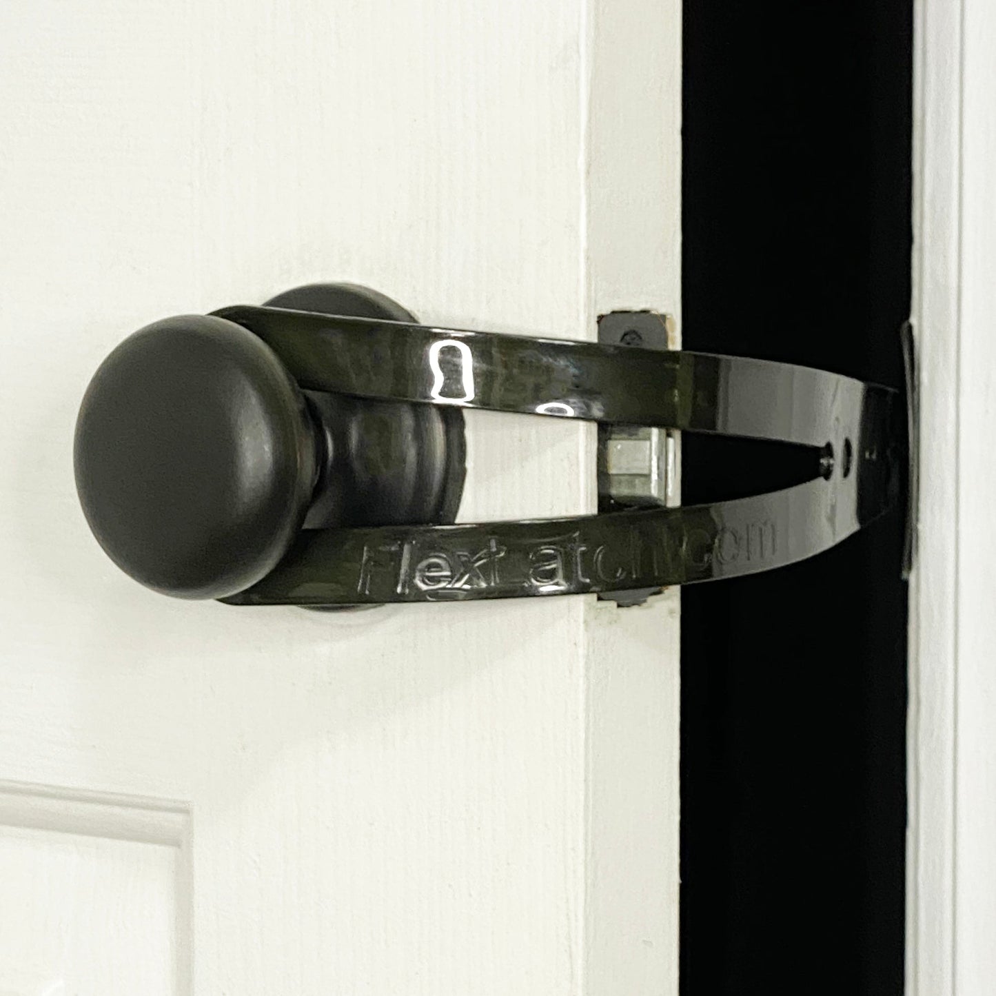 \FlexLatch™ durų laikiklis"