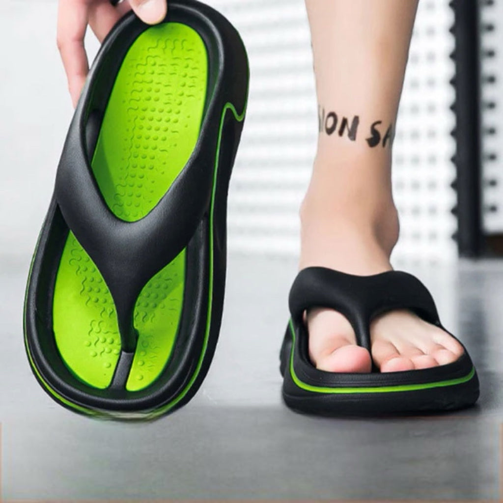 Madingos neslidžios šlepetės