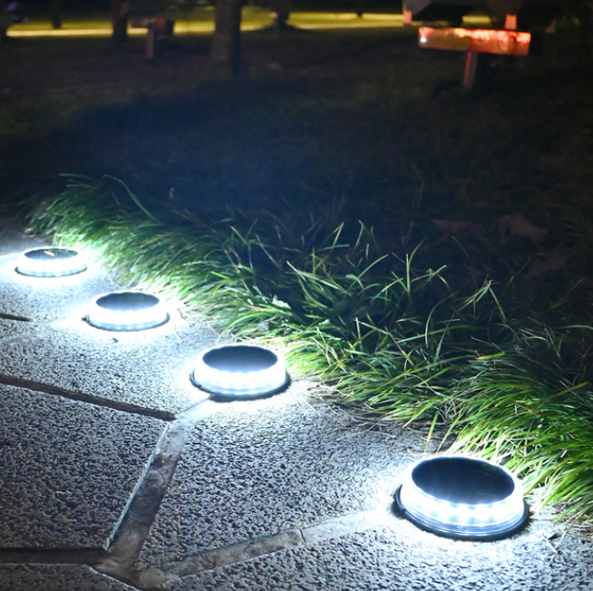 LED žibintai su saulės baterija (4 vnt.)