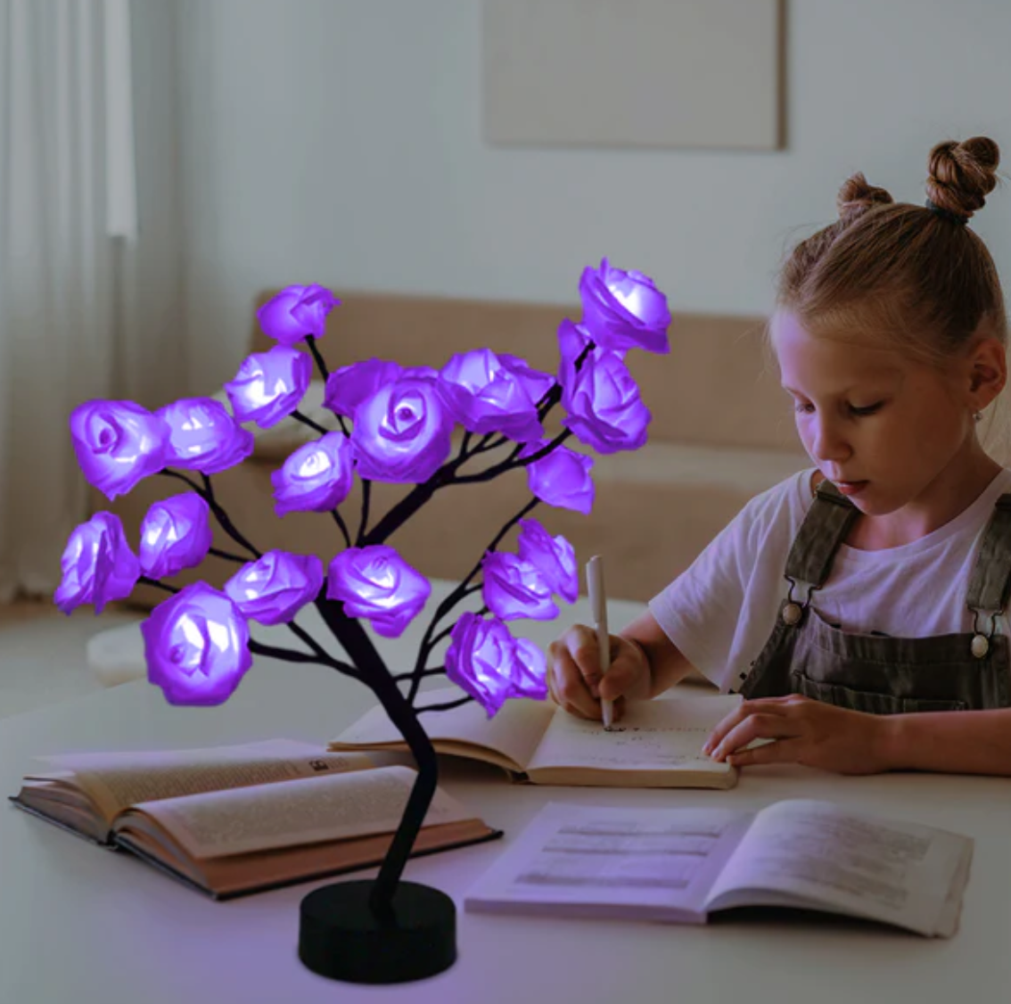 LED lempa su rožėmis