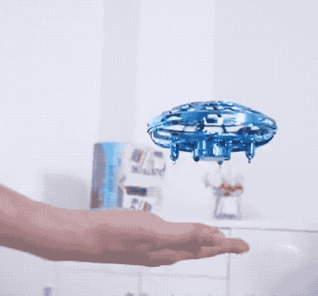 Skraidantis ir ranka valdomas UFO MINI DRONAS