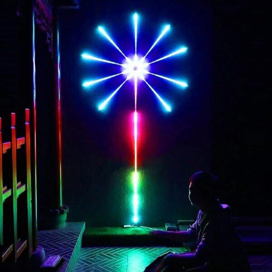 Fejerverkus imituojančios LED šviesos