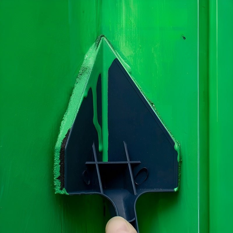 Dažymo volelis su dažų talpa viduje