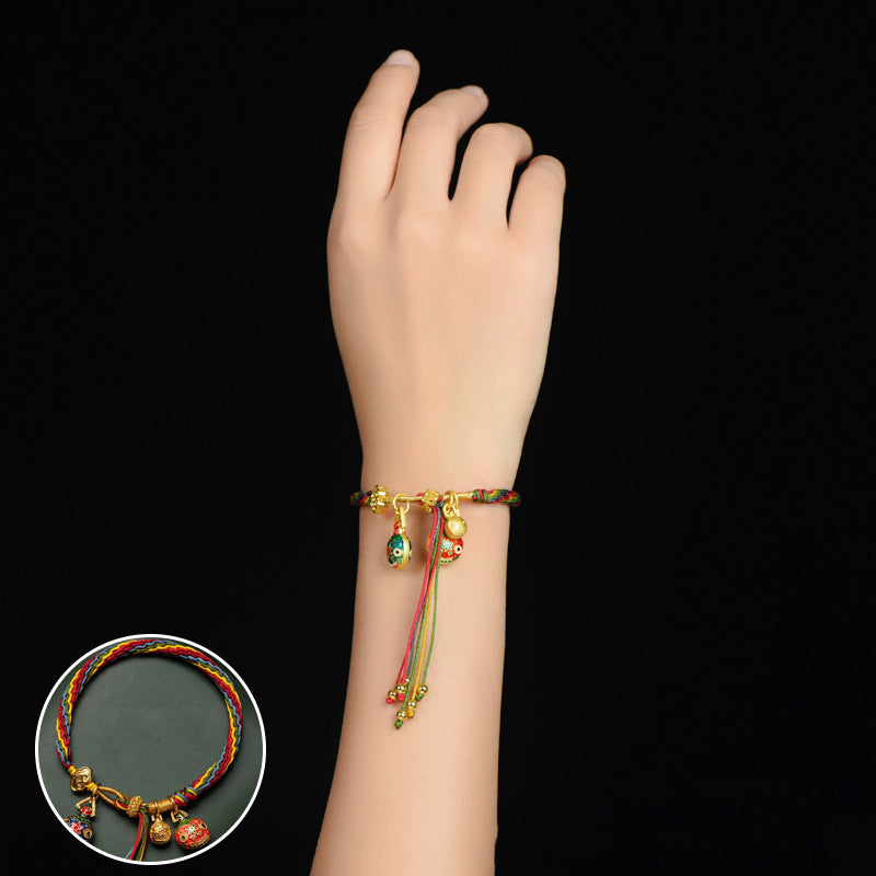 Reinkarnaciją simbolizuojanti apyrankė