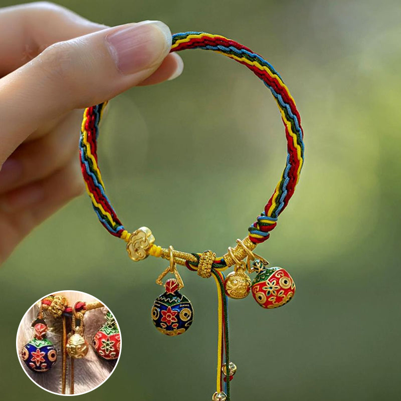 Reinkarnaciją simbolizuojanti apyrankė