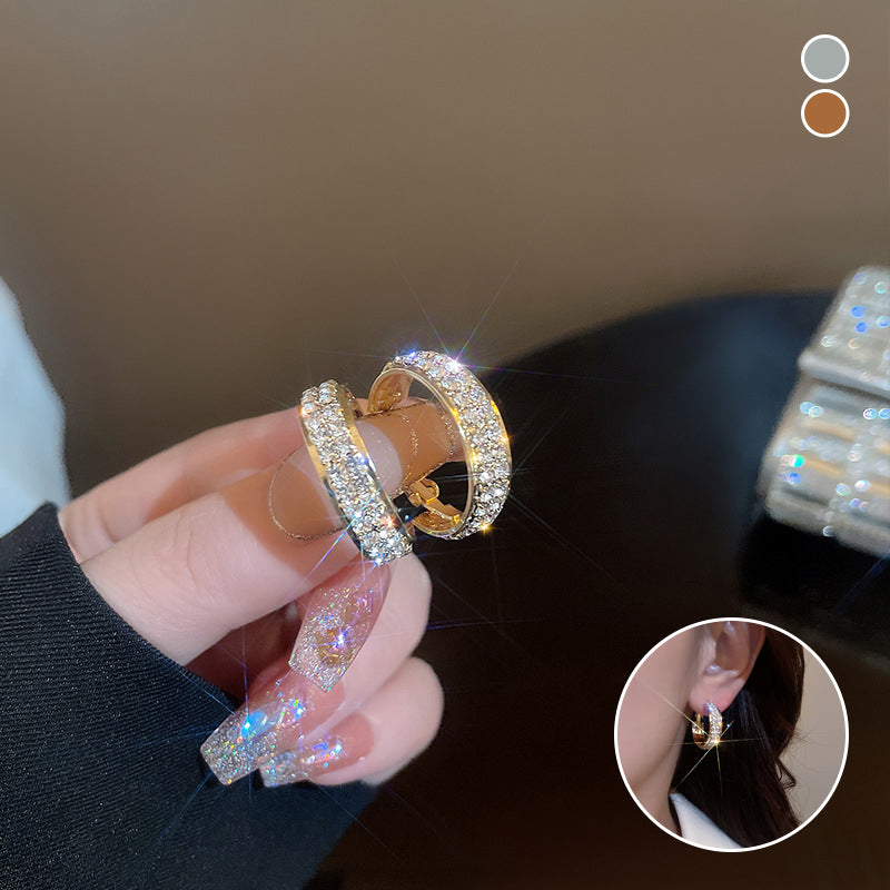 Blizgančios auskarų rinkelės