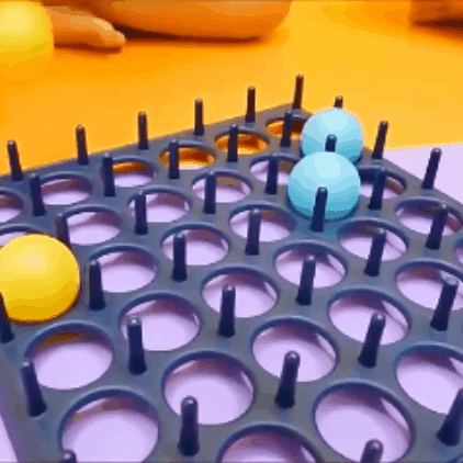 Kamuoliukų mėtymo žaidimas