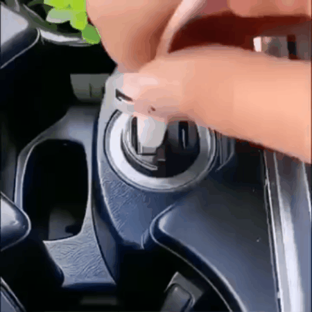 Dvigubas pakrovėjas automobiliui