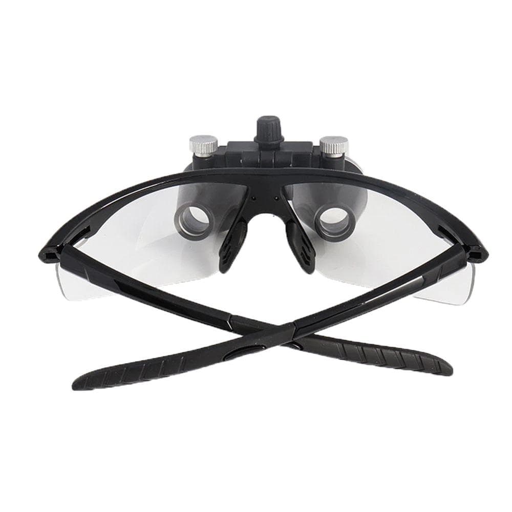 LED didinamosios odontologinės lupos