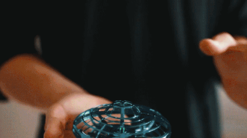 Skraidantis ir ranka valdomas UFO MINI DRONAS