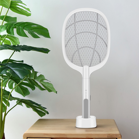 Elektrinis uodus ir muses pritraukiantis naikintuvas "SwatMASTER™"