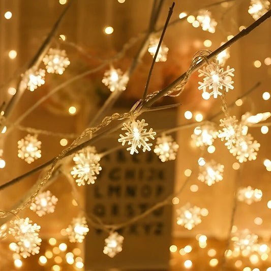 Kalėdinė snaigių girlianda