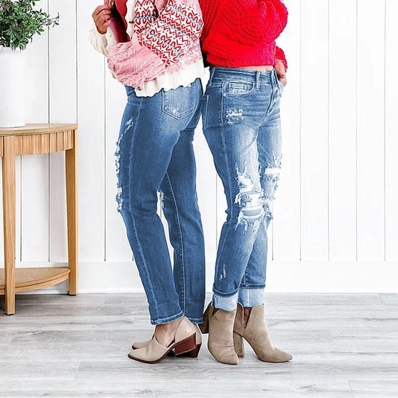 Medvilniniai džinsai moterims