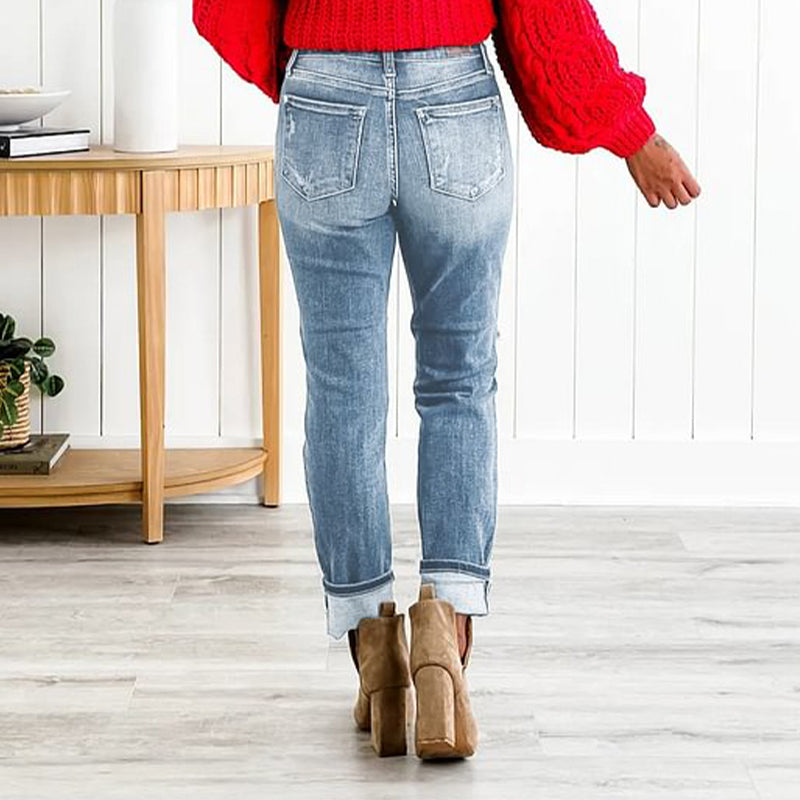 Medvilniniai džinsai moterims